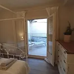 Casa Mayor *