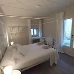 Casa Mayor *