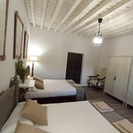 Casa Mayor *